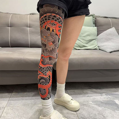 Manga de pierna elástica con estampado de tatuajes