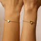 💝 50% DE RÉDUCTION ! 💕 Ensemble de 2 Bracelets Assortis avec Breloques Cœur – Design Romantique, Cadeau Idéal & Taille Réglable 🎁
