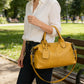 Grand sac à main souple pour femme avec poignée supérieure